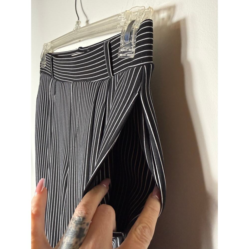 Chrome Riot M Pinstripe Pull On Menswear Pleated Trouser Pants Office Siren EUC - Picture 5 of 9